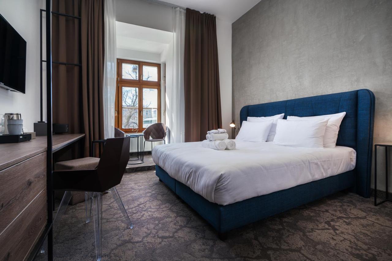 Riverside Hotel Пилзен Екстериор снимка