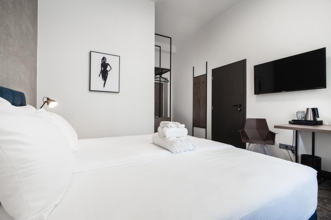 Riverside Hotel Пилзен Екстериор снимка
