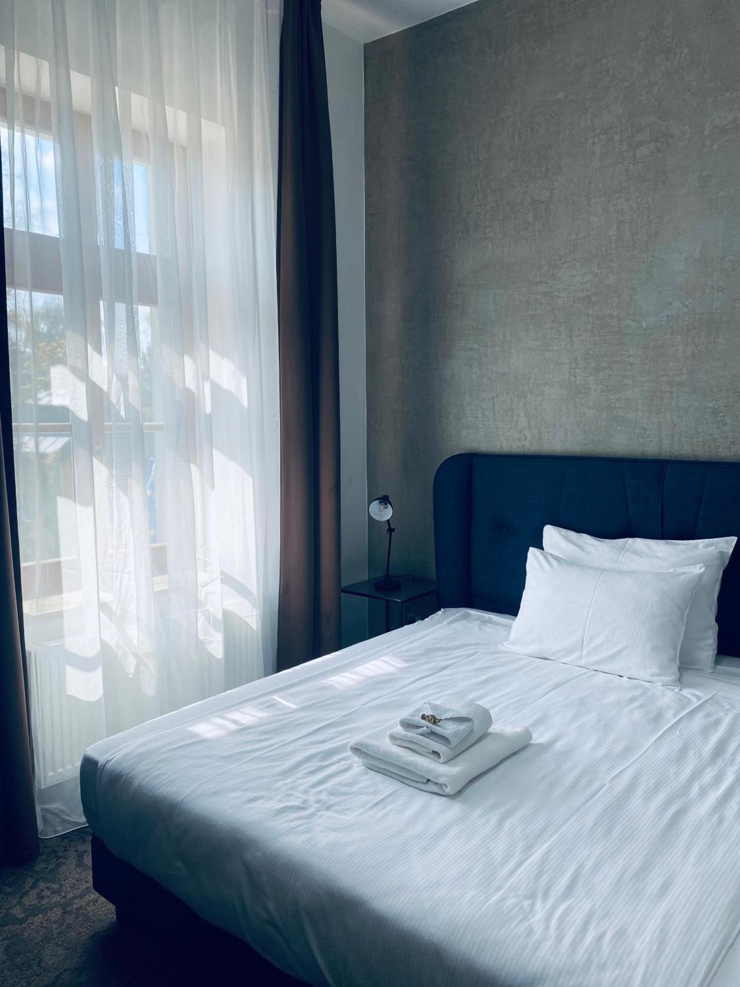 Riverside Hotel Пилзен Екстериор снимка