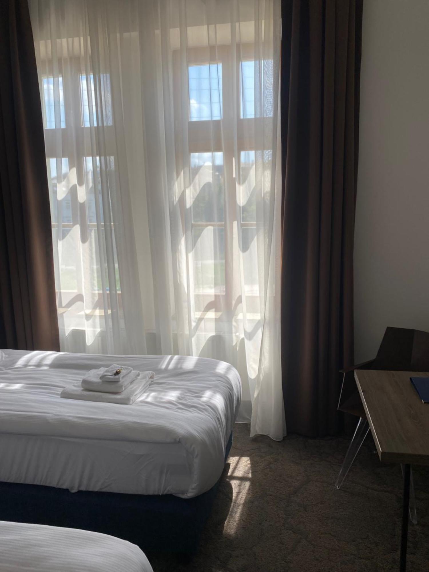 Riverside Hotel Пилзен Екстериор снимка